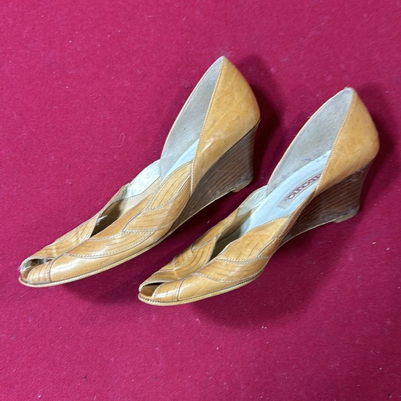 Bandolino women shoe - Picture 2 of 3